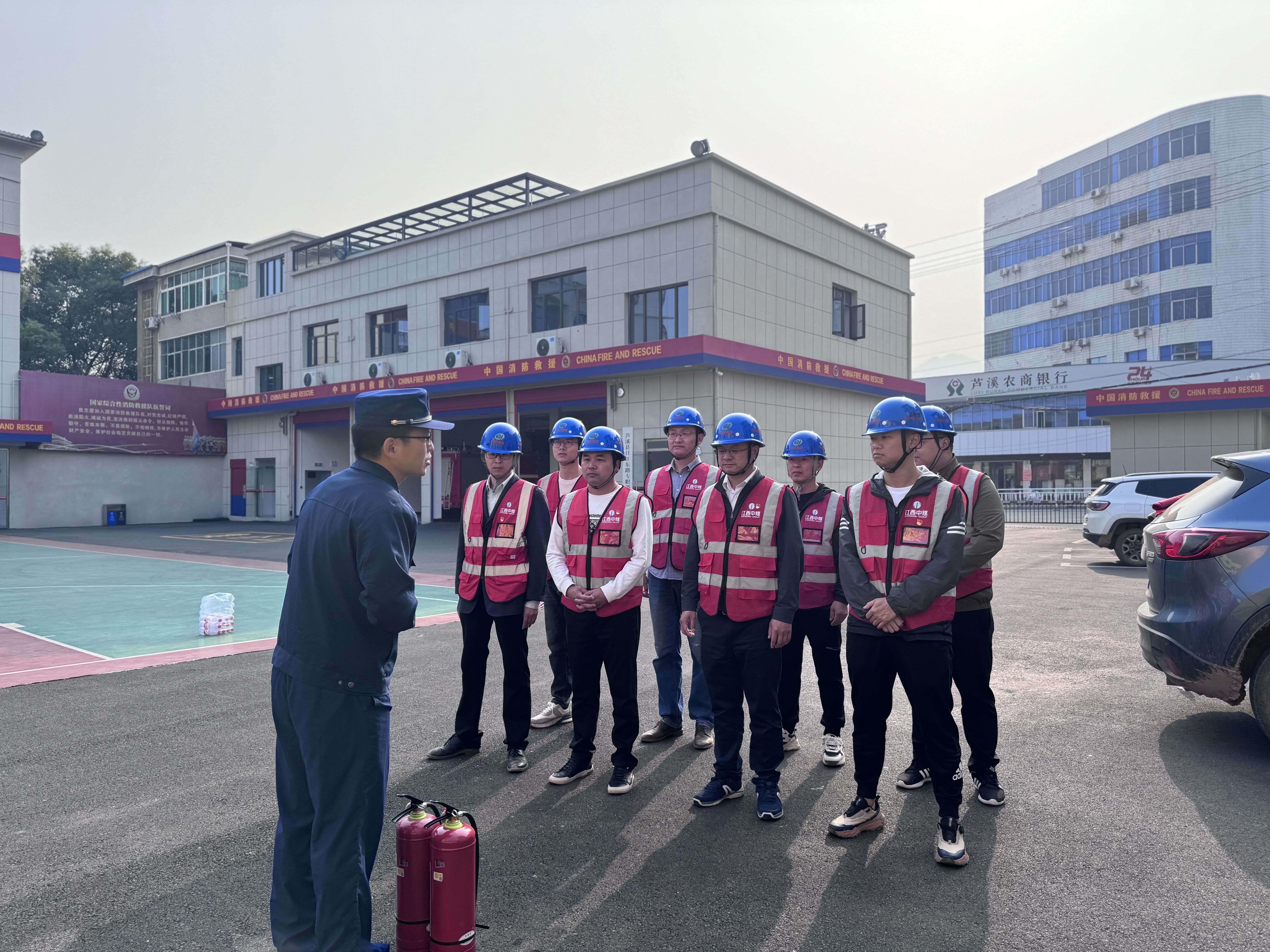 消防器材使用培训333.jpg 消防器材使用培训333.jpg